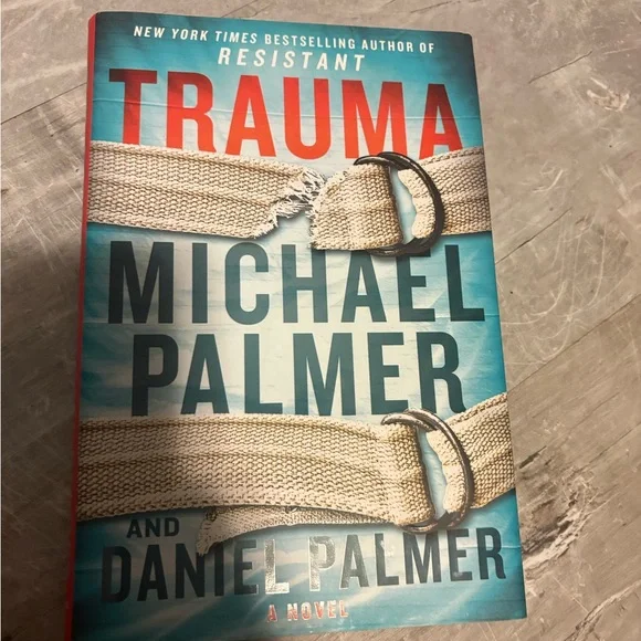 Assorted Book Collection - Picture 4 of 9